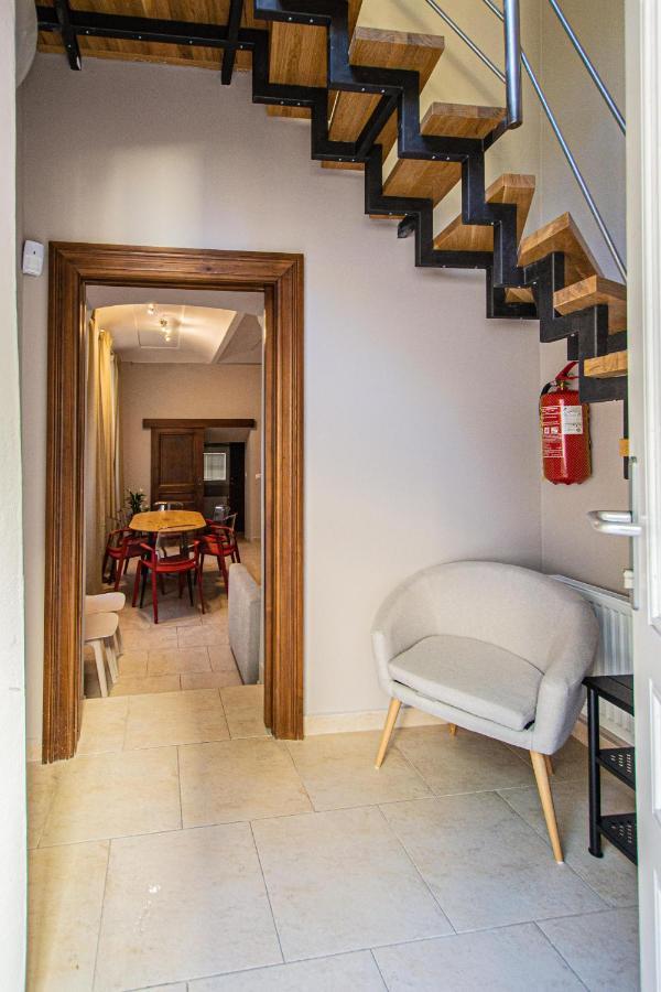 Modern And Spacious Apartments In City Center Praag Buitenkant foto
