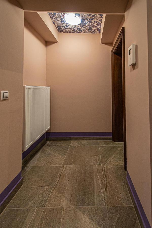 Modern And Spacious Apartments In City Center Praag Buitenkant foto